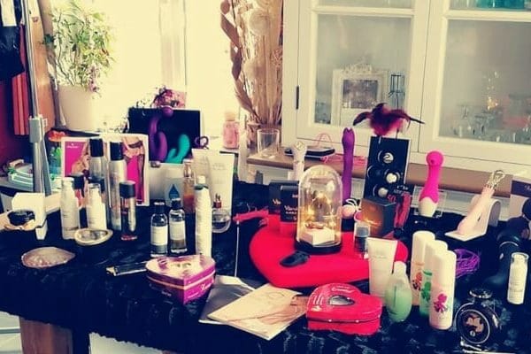 Qui contacter pour organiser une démonstration sextoys en Belgique?