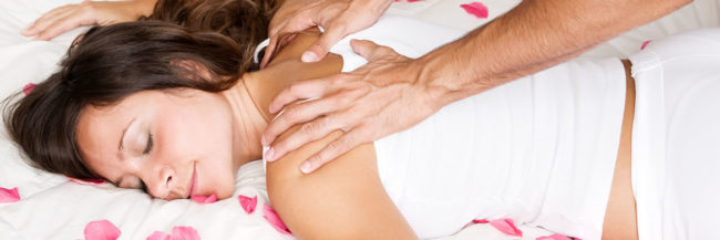 Comment faire un bon massage érotique comme préliminaire?